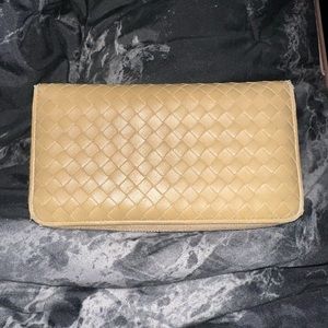 AUTHENTIC Bottega Veneta Woven Zip Around Wallet TAN
